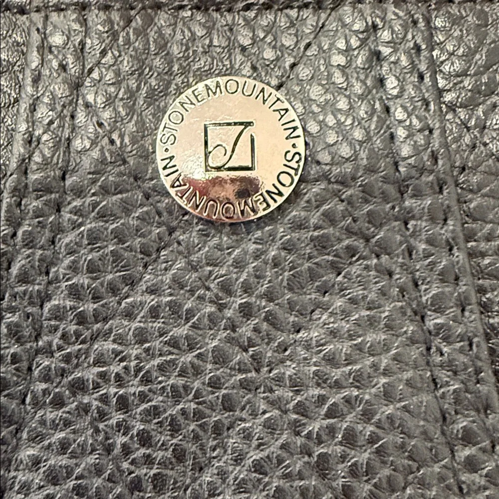 Stone Mountain Accessories Textured Black Wristlet